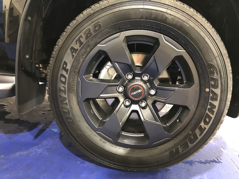 Isuzu V-Cross Commercial 1.9 Pick Up Automatic Diesel