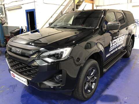 Isuzu D-Max, V-Cross Commercial 1.9 Pick Up Automatic Diesel