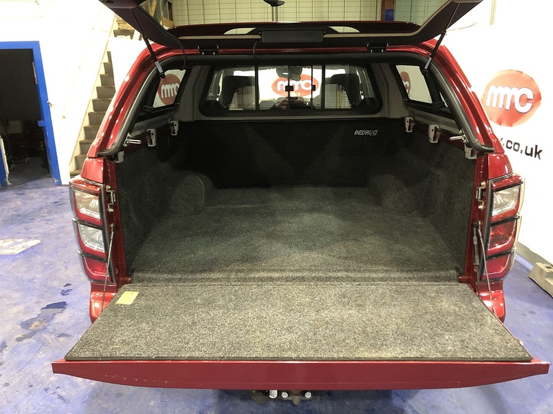 Isuzu Dl40 Dcb 1.9 Pick Up Automatic Diesel