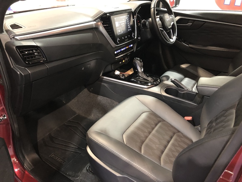 Isuzu Dl40 Dcb 1.9 Pick Up Automatic Diesel