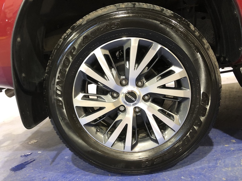 Isuzu Dl40 Dcb 1.9 Pick Up Automatic Diesel