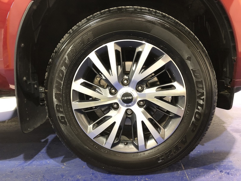 Isuzu Dl40 Dcb 1.9 Pick Up Automatic Diesel