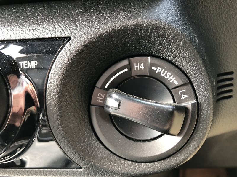 Toyota 2.8 D-4D-h Invincible X Pickup 4dr Diesel Hybrid Auto 4WD Euro 6 (204 ps)