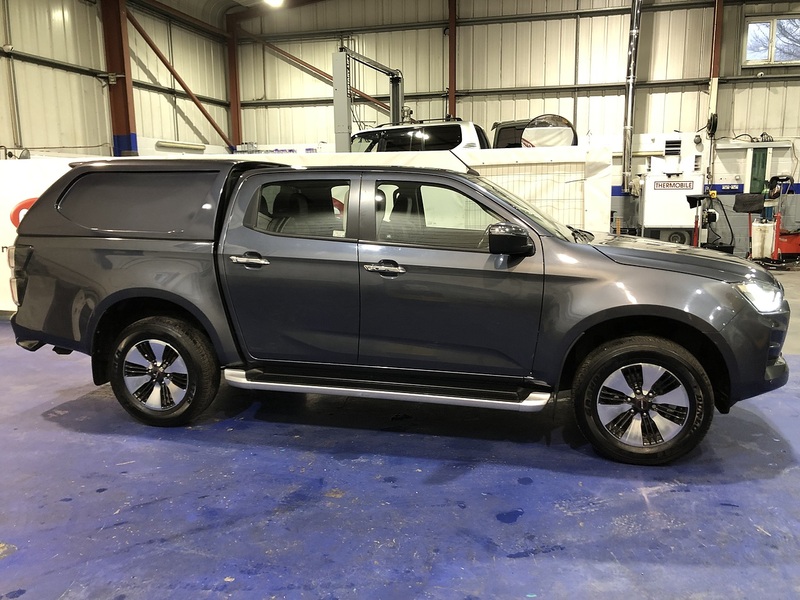 Isuzu TD DL40 Pickup 1.9 Automatic Diesel