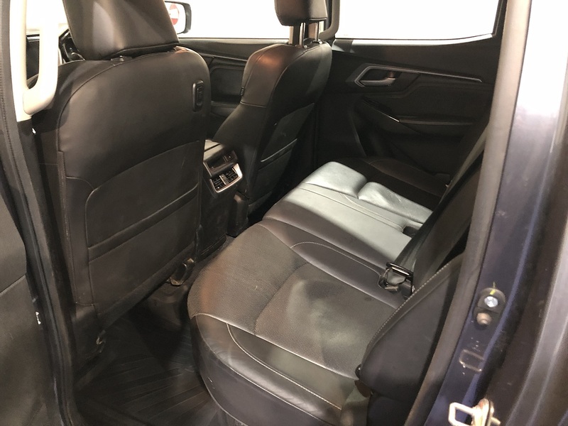 Isuzu TD DL40 Pickup 1.9 Automatic Diesel