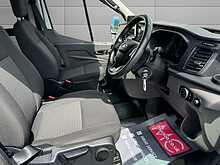 Ford Transit 460 Trend EcoBlue L4 17 Seater 