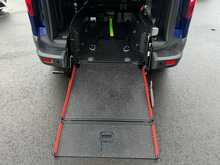 Ford Grand Tourneo Connect Zetec Journey Powershift 