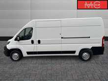 Peugeot Boxer 335 S BlueHDi L3H2 
