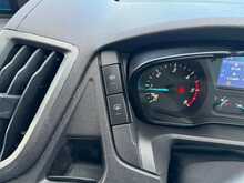 Ford Transit 350 Leader TDCi L2 9 Seater 