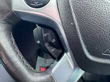 Ford Transit 350 Leader TDCi L2 9 Seater 