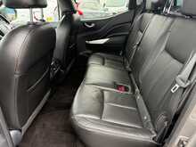 Nissan Navara Tekna dCi TT DC 