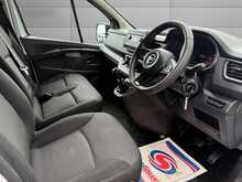 Nissan Primastar LL30 Visia dCi L2H1 