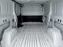 Nissan Primastar LL30 Visia dCi L2H1 