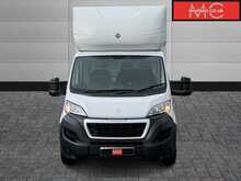 Peugeot Boxer 335 Built for Business BlueHDi L4 