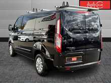 Ford Custom 300 Limited EcoBlue L1H1 