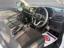 Isuzu D-Max Utility TD DC 