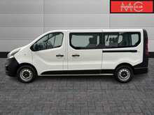 Vauxhall Vivaro 2900 BiTurbo ecoTEC CDTi L2H1 
