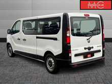 Vauxhall Vivaro 2900 BiTurbo ecoTEC CDTi L2H1 