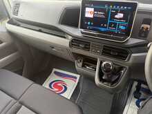 Volkswagen Crafter CR35 Commerce Plus TDI L4H2 