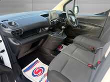 Vauxhall Combo 2300 Sportive Turbo D L2 