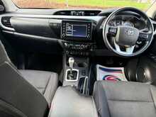 Toyota Hilux Invincible D-4D DC 