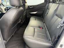 Nissan Navara Tekna dCi DC "Fierce" 