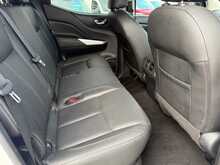 Nissan Navara Tekna dCi DC "Fierce" 