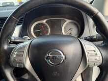 Nissan Navara Tekna dCi DC "Fierce" 