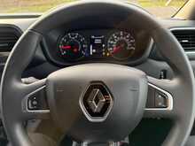 Renault Trucks Master LL35 DCi Bi-Turbo L4 Maxi Low 