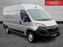 Vauxhall Movano F3500 Dynamic CDTi BiTurbo L2H2 
