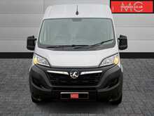 Vauxhall Movano F3500 Dynamic CDTi BiTurbo L2H2 