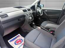 Volkswagen Caddy Maxi Life Vista TDi DSG 