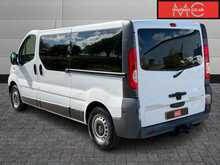Vauxhall Vivaro 2900 CDTi L2 Combi 