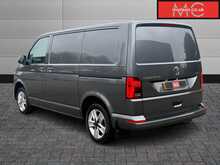 Volkswagen Transporter T32 Highline BiTDI DSG 4Motion 