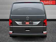 Volkswagen Transporter T32 Highline BiTDI DSG 4Motion 