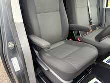 Volkswagen Transporter T32 Highline BiTDI DSG 4Motion 