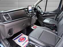 Ford Custom 320 Sport EcoBlue L1 Combi 