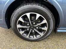 Ford Custom 320 Sport EcoBlue L1 Combi 