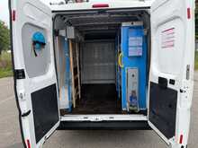 Peugeot Boxer 335 Professional BlueHDi L2H2 