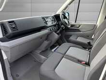 Volkswagen Crafter CR35 Startline TDI L4 CrewCab 