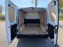 Renault Trafic LL30 Business+ dCi Blue L2H1 