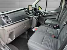 Ford Transit Custom 320 Limited EcoBlue L2 DCIV 