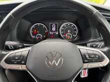 Volkswagen Transporter T32 Highline TDi SWB Kombi 