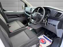 Vauxhall Vivaro 2900 Dynamic Turbo D L2H2 