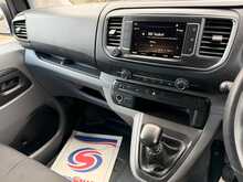 Vauxhall Vivaro 2900 Dynamic Turbo D L2H2 