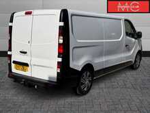 Vauxhall Vivaro 2900 CDTi L2H1 
