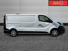 Vauxhall Vivaro 2900 CDTi L2H1 
