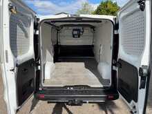 Vauxhall Vivaro 2900 CDTi L2H1 