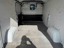Vauxhall Vivaro 2900 CDTi L2H1 