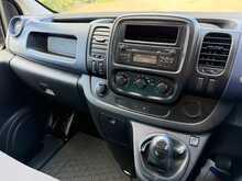 Vauxhall Vivaro 2900 CDTi L2H1 
